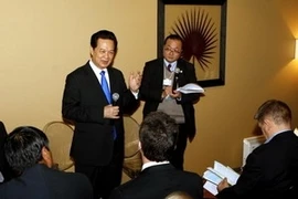 Premier vietnamita en Foro Económico Mundial