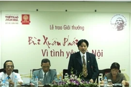 Honran a amantes de Ha Noi