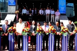 El Banco Comercial vietnamita Sai Gon Thuong Tin (Sacombank) inauguró hoy la nueva sede de su filial en Vientiane, Laos (Fuente: VNA)