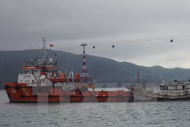 Vietnam y China negocian sobre cooperación para desarrollo mutuo en el mar 