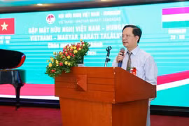 el presidente de la Asociación de Amistad Vietnam-Hungría, Vu Hoang Linh. (Fuente: La revista "Tiempo")