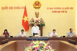 El titular parlamentario Tran Thanh Man interviene en la 35 reunión del Comité Permanente de la Asamblea Nacional. (Fuente: VNA)