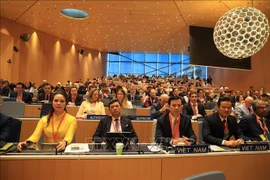 La delegación vietnamita encabezada por el viceministro de Ciencia y Tecnología Bui The Duy participa en la 65ª serie de reuniones de las Asambleas de los Estados miembros de OMPI. (Fuente: VNA)