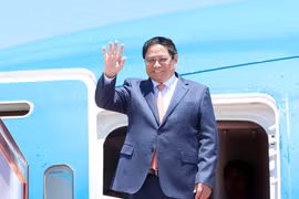 El primer ministro de Vietnam, Pham Minh Chinh, llega a China para reunión del FEM (Fuente: VNA)