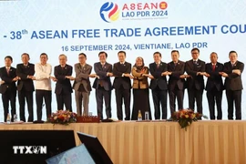 Sesiona en Laos la 38 Reunión del Consejo de Zona de Libre Comercio de ASEAN