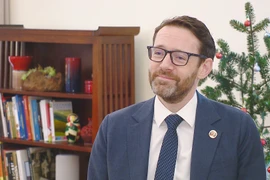 Embajador británico elogia avances en cooperación con Vietnam
