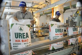Empresas vietnamitas de fertilizantes aplican tecnologías modernas para reducir emisiones