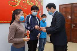 Diversas actividades para ayudar a estudiantes extranjeros a celebrar el Tet en Vietnam