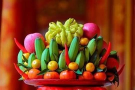 Bandeja de cinco frutas en el Año Nuevo Lunar