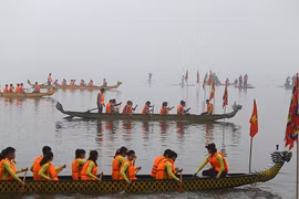 [Video] Festival de botes de remo en Hanoi para promover turismo capitalino