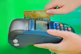 (Televisión) Hanoi promueve pago sin efectivo y comercio electrónico