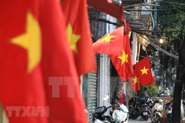 Coloridas calles de Hanoi en saludo al Día Nacional