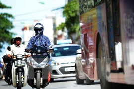 (Televisión) Vietnam enfrenta clima cálido severo