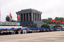 (Televisión) Reabre Mausoleo del Presidente Ho Chi Minh 