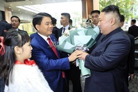 [Fotos] Presidente Kim Jong-un llega al hotel Melia