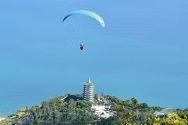Vuelo en parapente: una experiencia emocionante y única en Da Nang