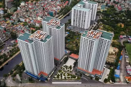 Hanoi requisa 10 edificios de reasentamiento como lugares de aislamiento y hospitales contra el COVID-19