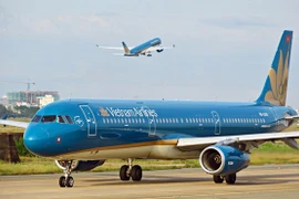 Vietnam Airlines nombrada entre las 100 mejores aerolíneas del mundo en 2022 por Skytrax 