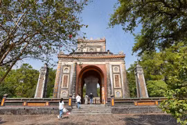 Tumba del Rey Tu Duc con belleza única