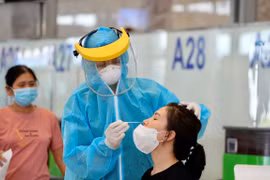 Vietnam suspendió prueba de SARS-CoV-2 como requisito para viajeros 