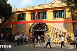 Jóvenes vietnamitas contribuyen al desarrollo del turismo cultural
