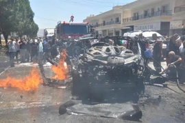 Vehículo destruido tras un ataque aéreo israelí en Al-Khyara, Líbano. (Fuente:Xinhua/VNA)