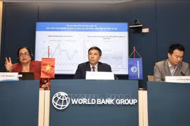 En el acto del anuncio del informe. (Fuente: VNA)