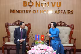 La ministra de Interior de Vietnam, Pham Thi Thanh Tra, recibió al ministro de Religión y Cultura de Camboya, Chay Borin. (Fuente:VNA)