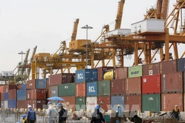 Estados Unidos gasta más de nueve mil millones de dólares al mes para importar productos vietnamitas