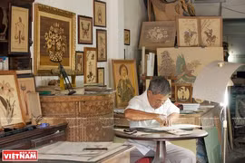 [Foto] Artista muestra espíritu vietnamita en imágenes de marquetería