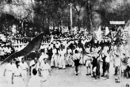[Foto] Vietnam conmemora 74 aniversario de la Revolución de Agosto 