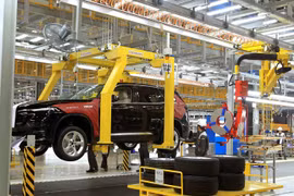 Vietnam buscar a atraer inversión extranjera directa en tecnología