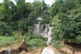 [Foto] Cascada Dai Yem en la meseta septentrional de Moc Chau