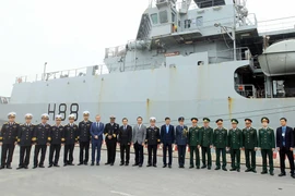 [Foto] Buque HMS Enterprise de la Marina Real británica arriba al puerto Hai Phong para una visita oficial