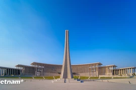 El nuevo Museo de Historia Militar de Vietnam en Hanoi abre oficialmente a los visitantes y ofrecerá entrada gratuita hasta finales de diciembre de este año (Fuente: VNA)