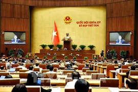 Los diputados de la Asamblea Nacional (AN) de Vietnam de la XV Legislatura evalúan la situación de la ejecución del presupuesto estatal para 2024 (Fuente: VNA)