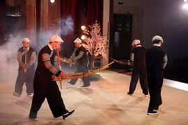 “Khen” – Flauta de bambú, orgullo de cultura de la minoría étnica 