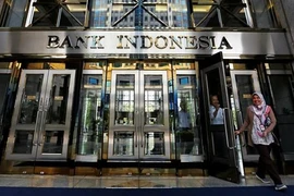 Indonesia sigue reduciendo tasa de interés para estimular el crecimiento