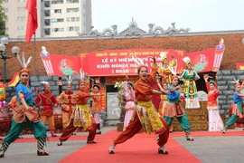 Celebran en Hanoi aniversario mil 979 de lucha de heroínas vietnamitas contra invasión extranjera 