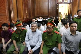 Abren en Vietnam juicio sobre caso del comercio de medicamentos de origen falso
