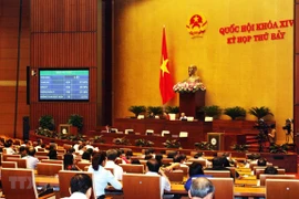 Analiza Parlamento de Vietnam planes de desarrollo socioeconómico y presupuesto estatal 