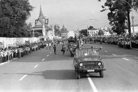 Conmemoran 30 años del cumplimiento de combatientes vietnamitas misión internacional en Camboya