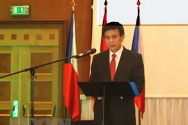 Destacan contribuciones de empresas vietnamitas en República Checa 