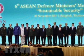Debaten ministros de Defensa de la ASEAN temas de seguridad regional