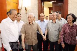 Preside máximo dirigente de Vietnam reunión del Buró Político del Partido Comunista