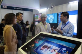 Inauguran en Vietnam exposición de tecnologías, servicios telegráficos, información y comunicaciones