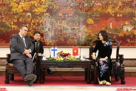 Asiste Polonia a provincia vietnamita en generación eléctrica por incineración de residuos