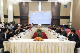 Cooperan Vietnam y Camboya en sector bancario 