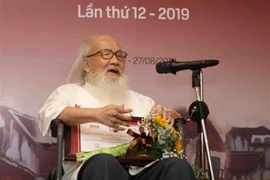 Entregan premios del concurso "Por el amor a Hanoi" 