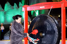Presidenta del Parlamento vietnamita asiste a inauguración de semana cultural en provincia norteña